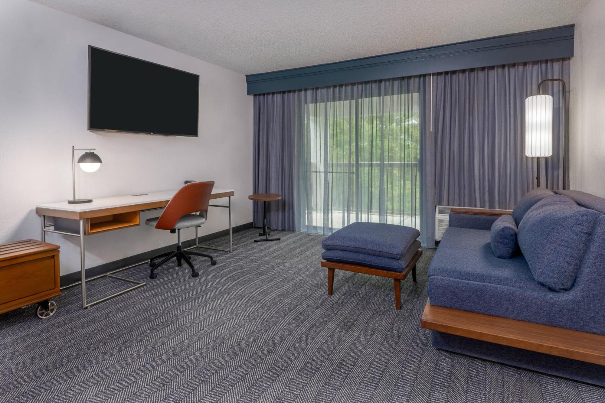 Courtyard Tallahassee North/I-10 Capital Circle Exterior foto